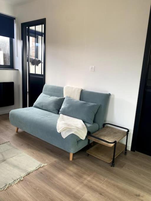 Entre Ville Et Campagne Appartement Cosy Avec Parking Et Terrasse Wood Coutiches Exterior foto